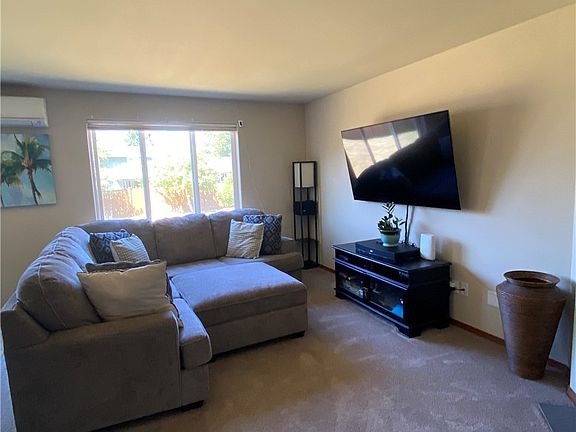 5th image of 1209 E 51st St