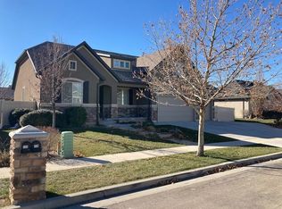 949 W White Wulff Dr, Riverton, UT 84065
