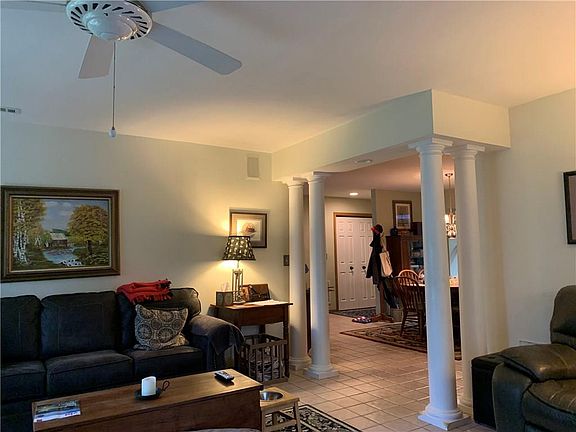 3rd image of 17166 Pinewoods Dr