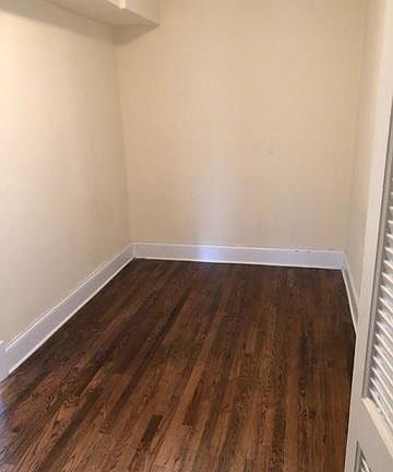 5th image of 2652 N Marshfield Ave