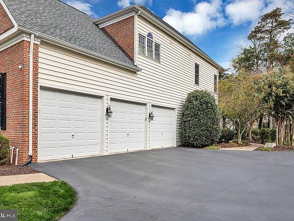 4th image of 6009 Tinley Mill Dr