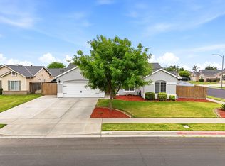 1497 Persimmon Street, Lemoore, CA 93245