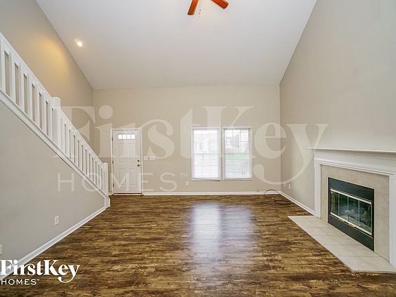 4th image of 2673 Cross Creek Ave