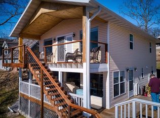 805 Briar Cliff Rd, Lampe, MO 65681