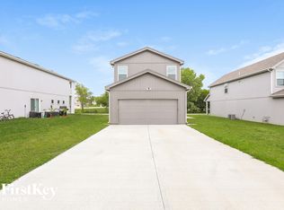221 Jenny Ln, Raymore, MO 64083