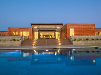 519 Horse Barn Road, Healdsburg, CA, 95448