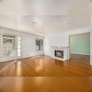 4th image of 2865 Theresa Ct