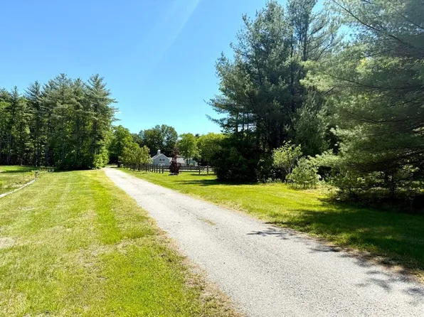 28 Deer Run Rd, Boxford, MA 01921
