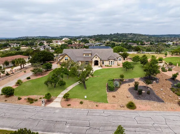 3704 Club View Ct E, Kerrville, TX 78028