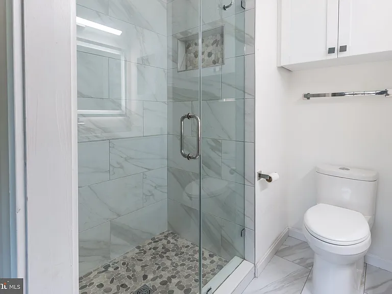 8020 Bethelen Woods Ln — Photo 15