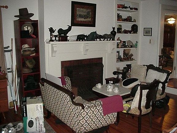 4th image of 1246 W 1st Ave