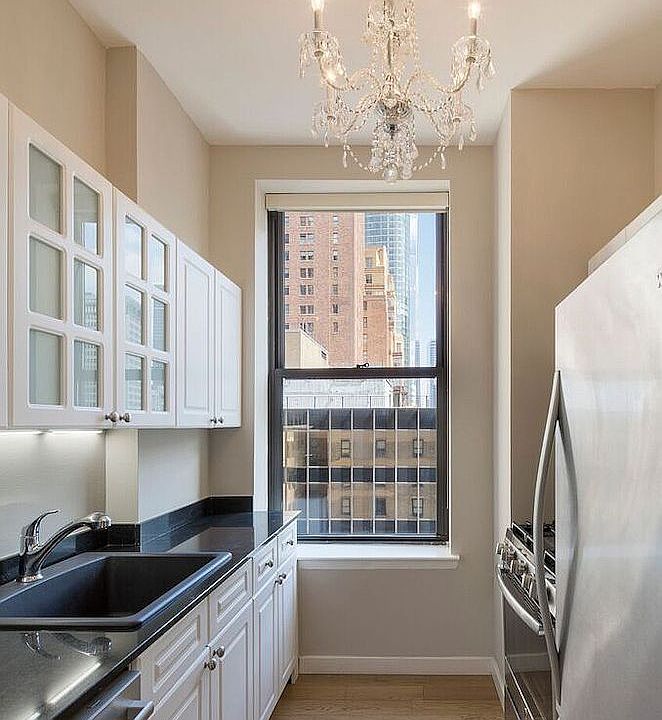 1st image of 1 West St APT 3107