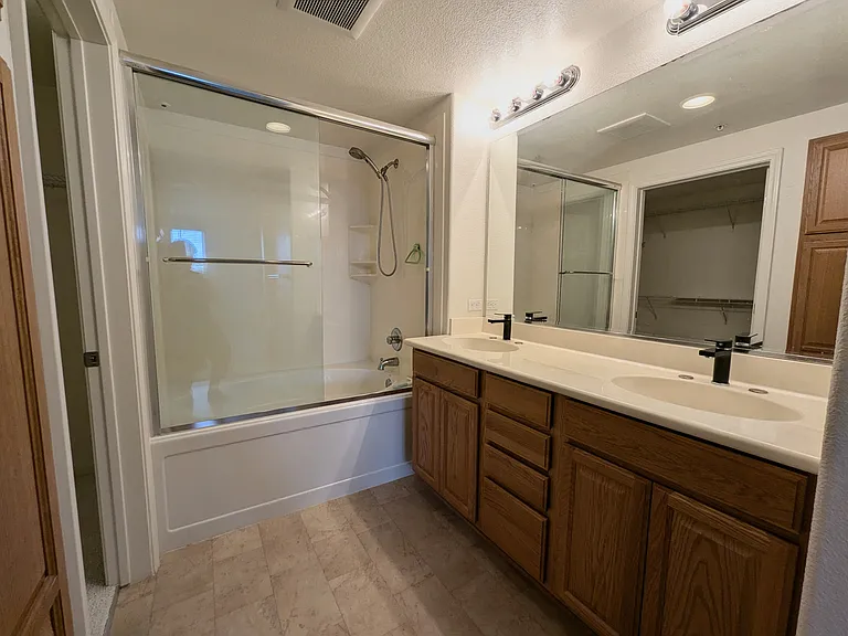 600 S Abel St #316 — Photo 10