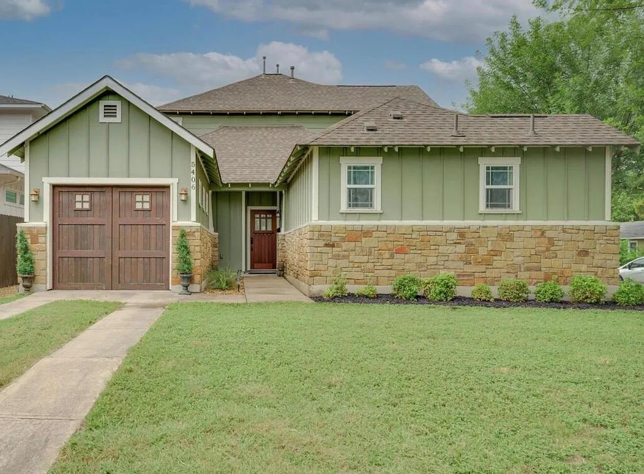 3 bed, 2.5 bath, 1552 sqft, $3,100 — Photo 1