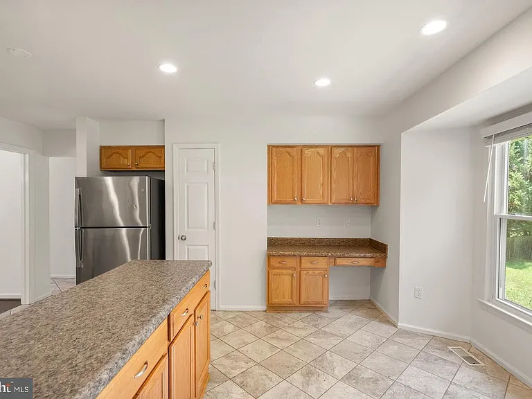 8902 Huxley Ct — Photo 8