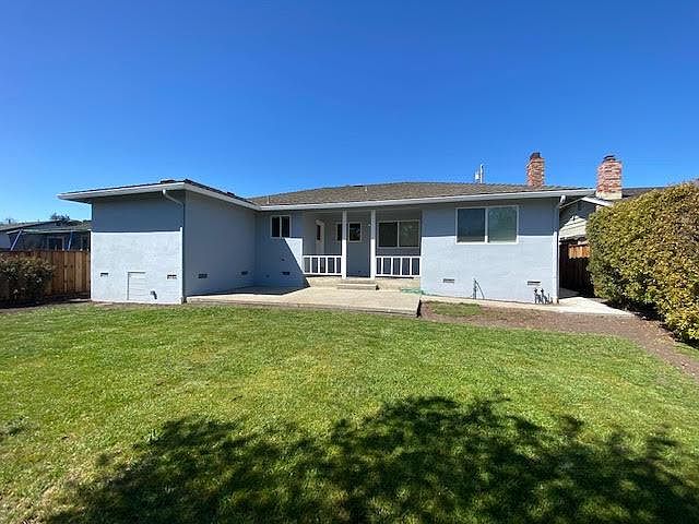 1st image of 3776 Hilltop Ct