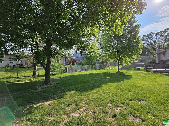 5th image of 2904 S Cedar St APT 4