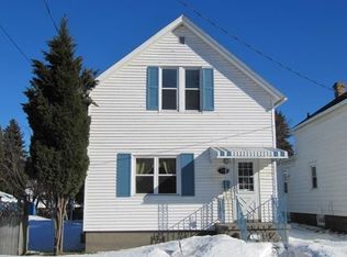 723 N 6th St, Manitowoc, WI 54220