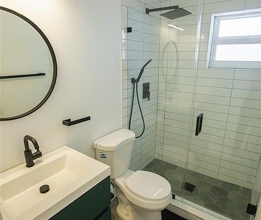 3rd image of 1112 NE 17 Terrace