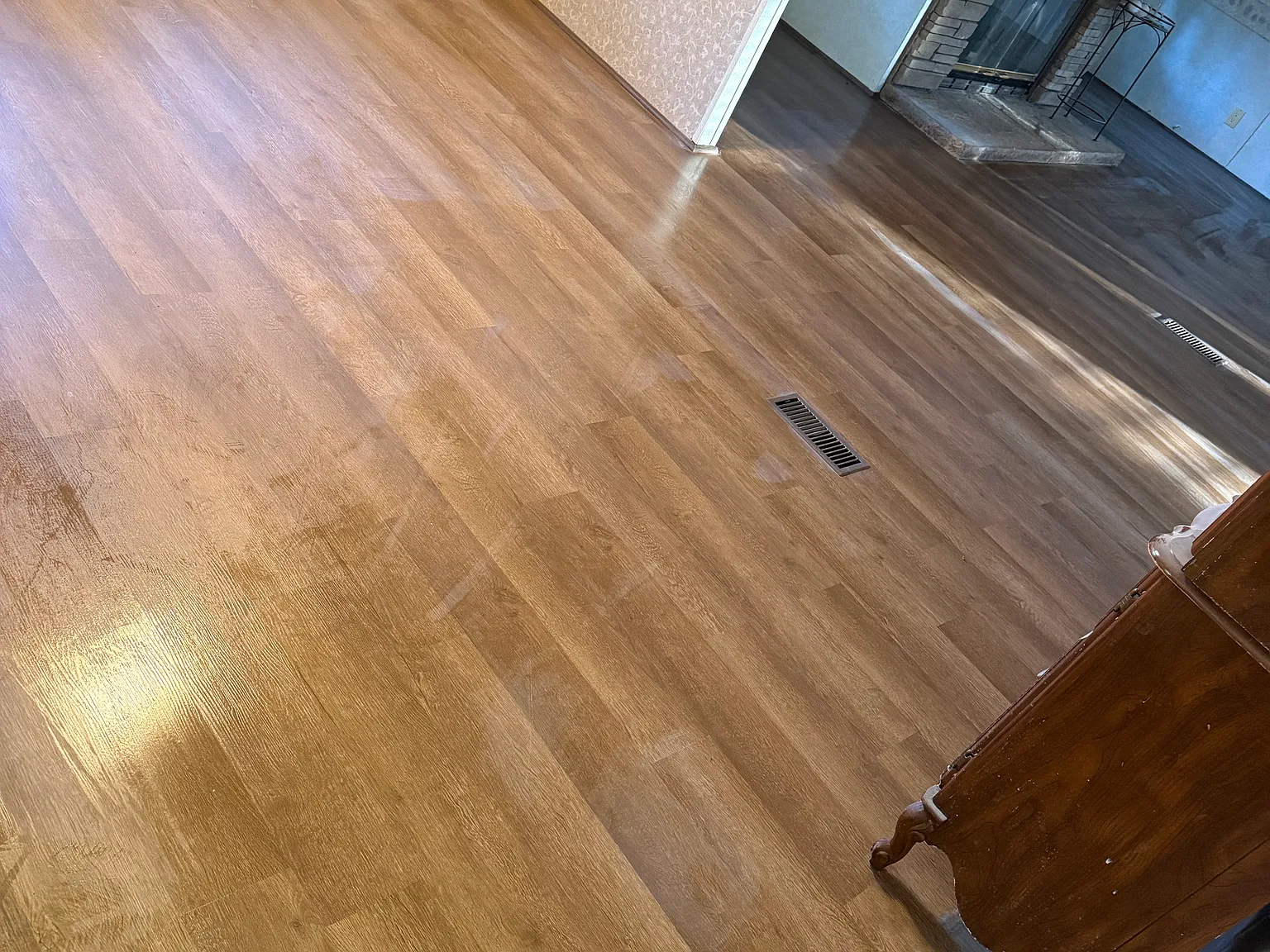 582 Arbor Dr SE — Photo 3