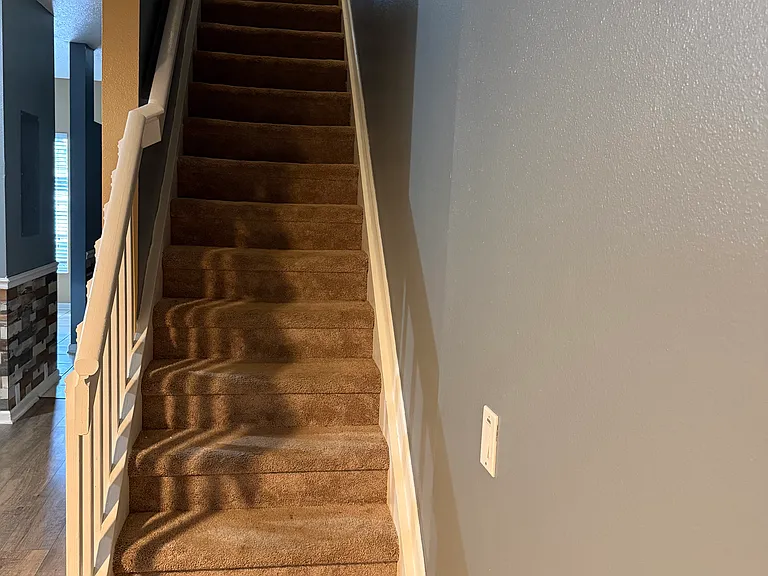 1090 Vineland Pl — Photo 13