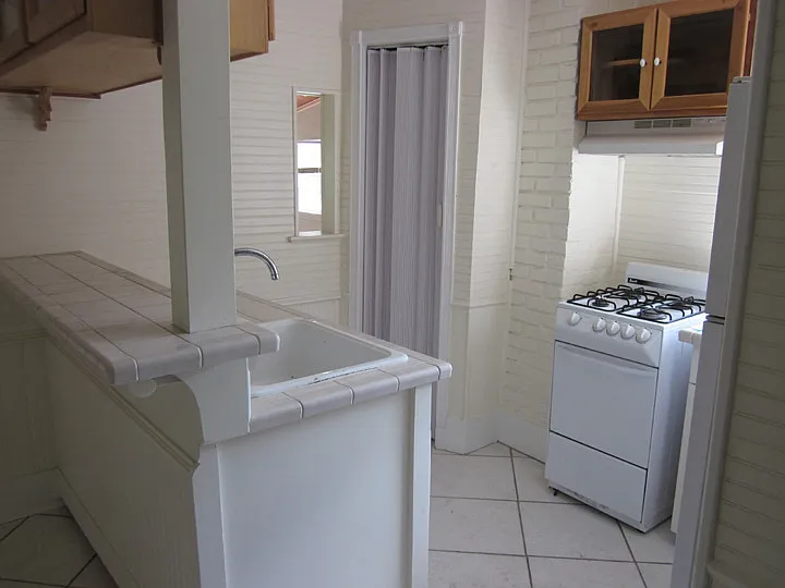 722 NE 3rd Ave #3 — Photo 7