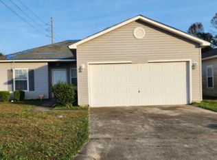 5900 Dandelion Dr, Pensacola, FL 32526