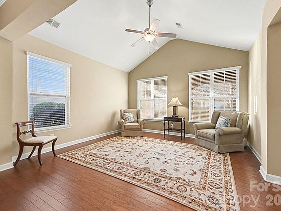 2nd image of 10974 Aspen Ridge Ln NW