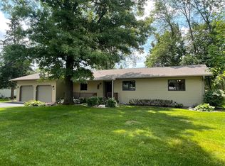 2922 Plum Tree Cir S, Menomonie, WI 54751