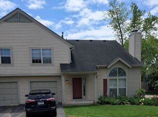 1129 N Knollwood Dr, Palatine, IL 60067