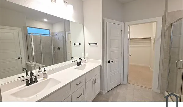 421 Tuscany Dr — Photo 8