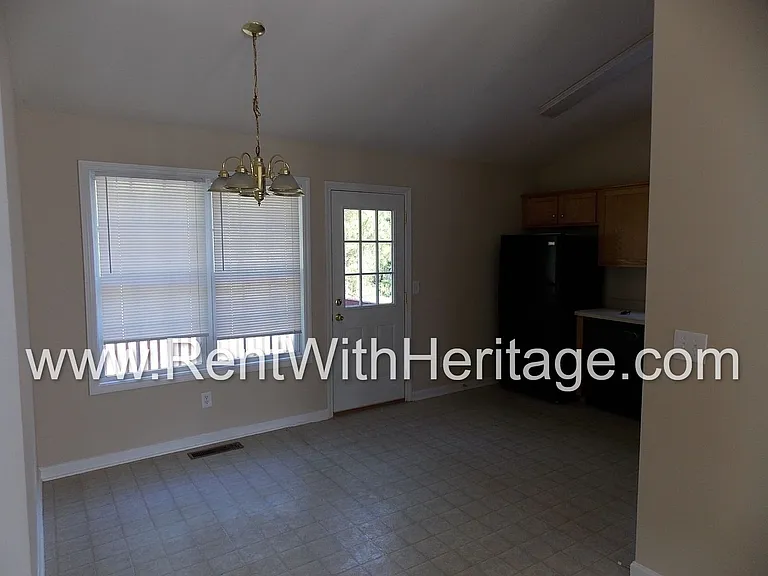 6392 Harvester Cir — Photo 5