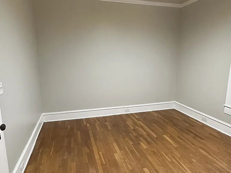 1110 Grand Ave NW — Photo 9