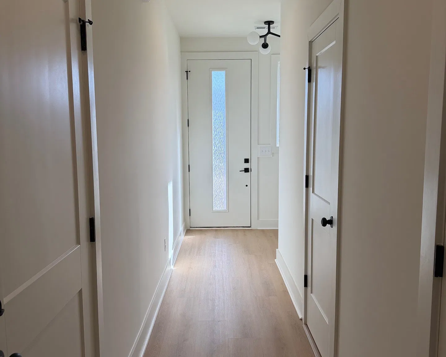 3 bed, 1685 sqft, $3,000 — Photo 4
