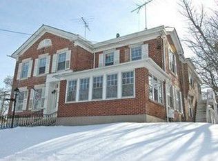 443 E Chicago St, Elgin, IL 60120