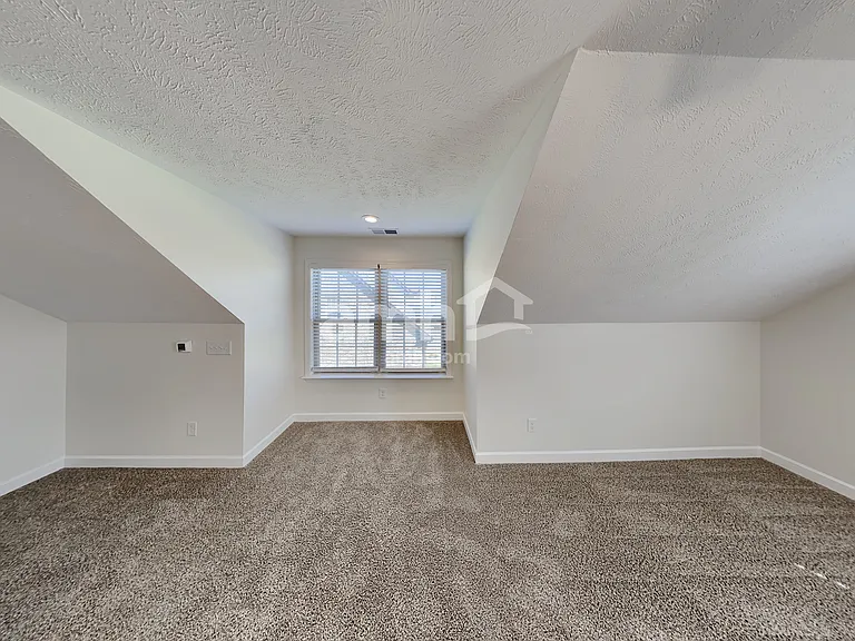 2913 Dusenburg Dr — Photo 20