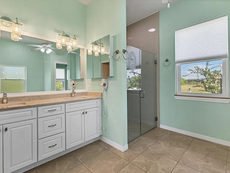 15077 Acorn Cir — Photo 28