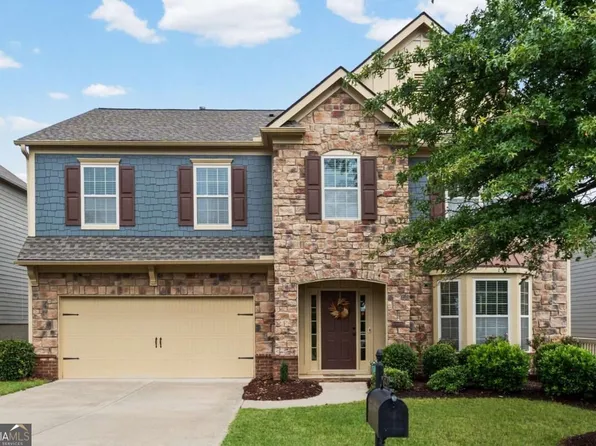 4945 Pont Du Gard Dr, Cumming, GA 30040