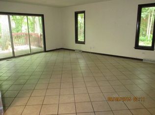 981 Wingate Rd, Olympia Fields, IL 60461