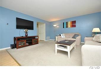 5th image of 112 Michael Ct