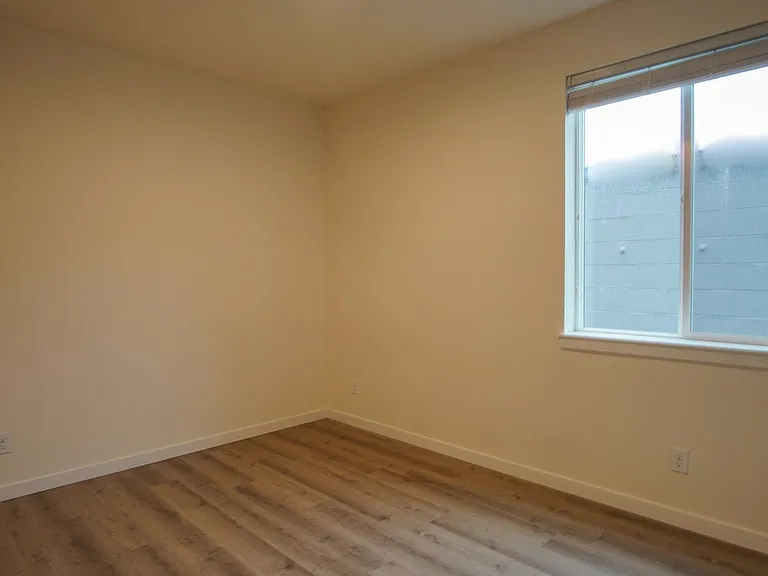6015 S Virginia Ave #201 — Photo 16
