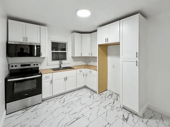 24 Saint Mary St, West Warwick, RI 02893