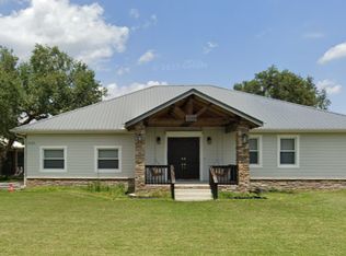 1070 N Bronze Ct, Labelle, FL 33935