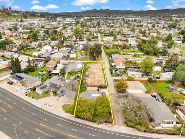 1002 W Chase Ave, El Cajon, CA 92020