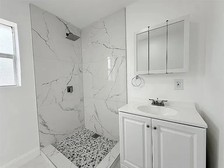 1850 Rodman St #1-4 — Photo 9