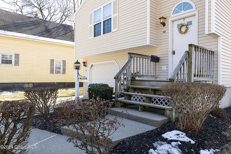 5th image of 38 Chestnut Street
