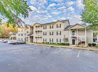 526 McKenna Cir, Greenville, SC 29615