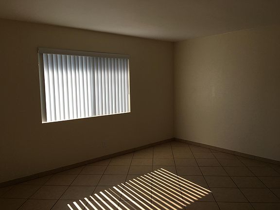 4th image of 843 N Angeleno Ave APT 4