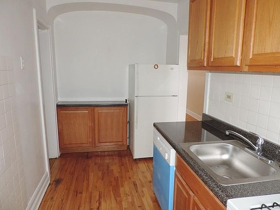 5th image of 1802 W Farwell Ave #1