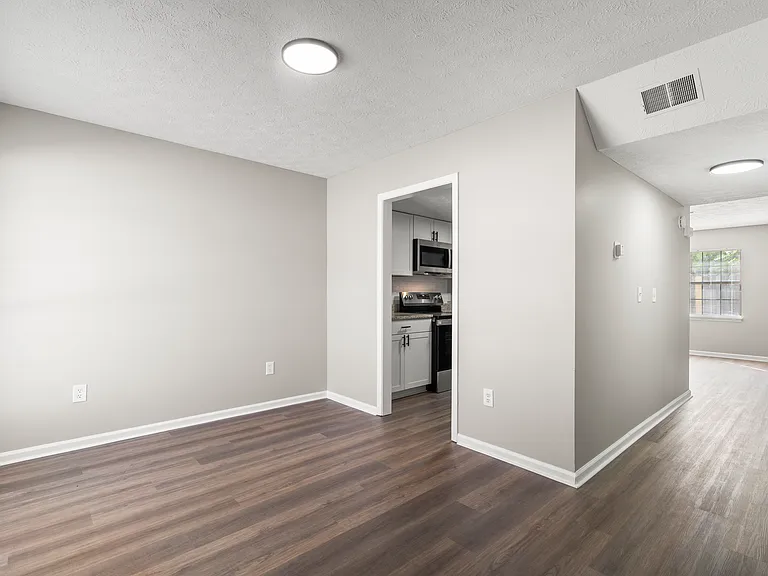 1207 Cave Spring Rd SW #B — Photo 6